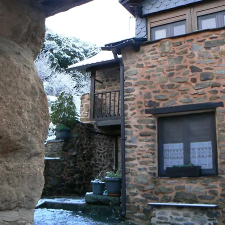 Casa De Sardom2 * Bembibre (Castile and Leon)