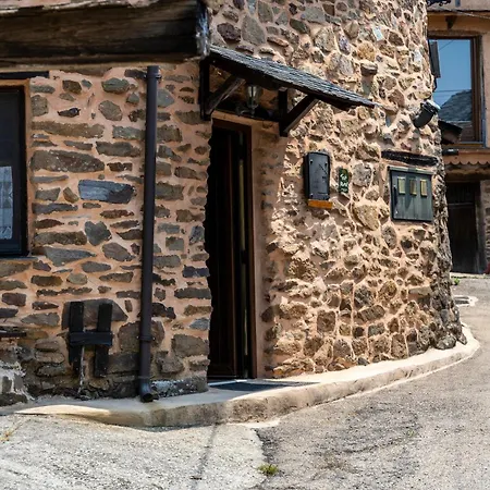 Apartment Casa De Sardom2 Bembibre (Castile and Leon)